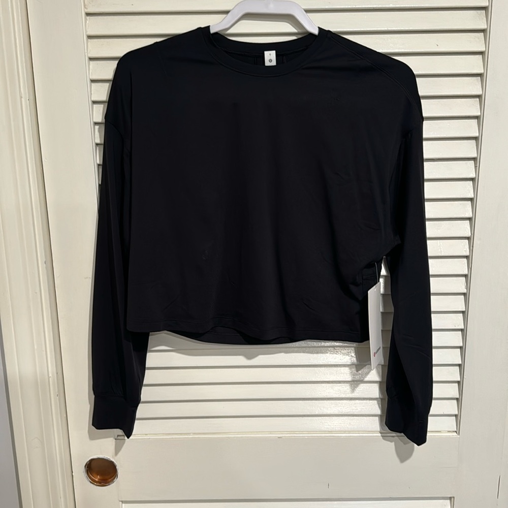 Lululemon Abrasion-Resistant Training Long Sleeve (NEVER WORN!)